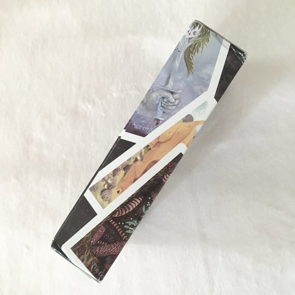 NWOT Illustrated Tarot Deck with Velvet Bag - Picture 10 of 16